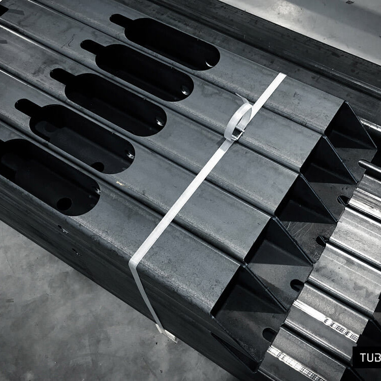 Taglio laser ferro basamenti macchine industriali